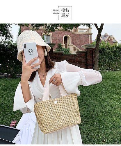 OAQQA New Fashion Trend Handmade Straw Bag Female Summer Vacation Large-capacity Beach Bag Portable Woven Vegetable Basket Straw Bag